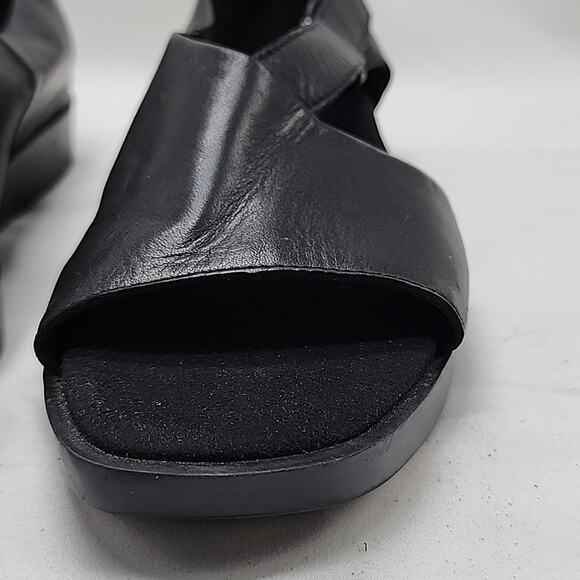 ■MUNRO■PEYTON●BLACK LEATHER SANDAL SLIGHT PLATFORM VELCRO STRAP LADIES 7■NWOB😍 - Picture 4 of 16